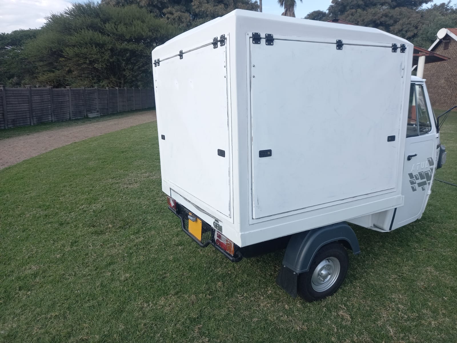 Atul GEM cargo/vending unit — closed enclosure