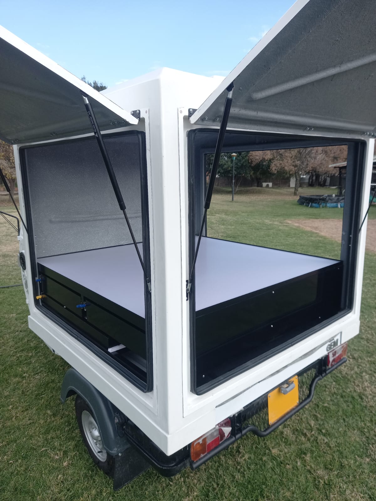 Atul GEM mobile vending unit — rear service hatches open
